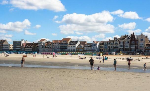 Les Pieds Dans Le Sable Apartment Malo-les-Bains Bagian luar foto